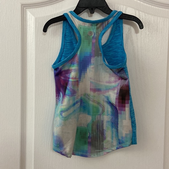 Tank top size 4 - Picture 2 of 3